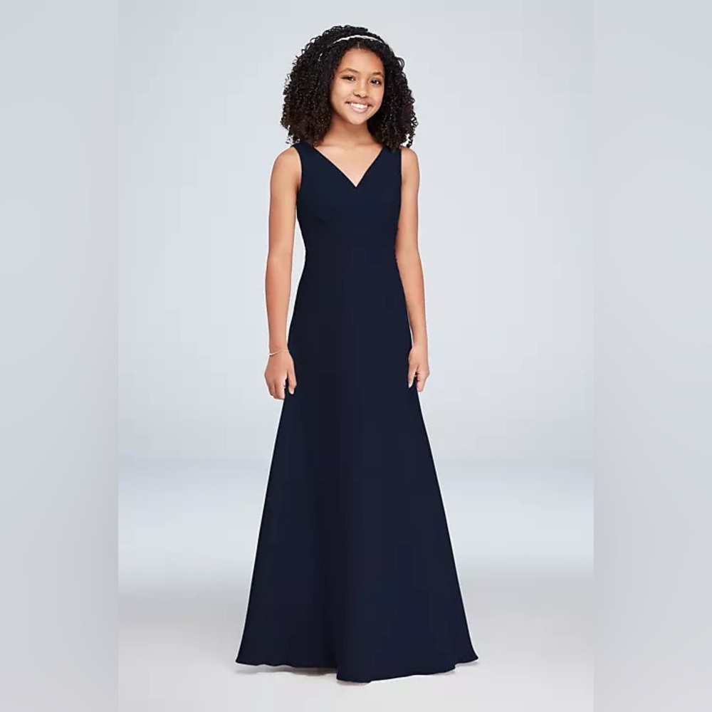LONG CHIFFON V NECK TANK